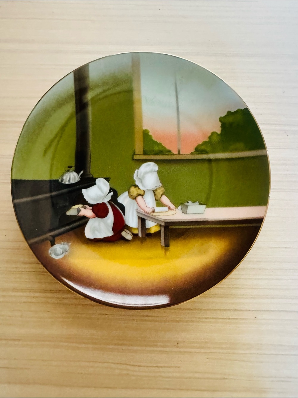 Vintage Royal Bayreuth 7” Decorative Plate • Sunbonnet babies • Saturday Baking